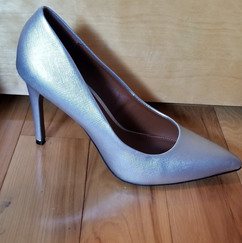 Silver pointed toe heels